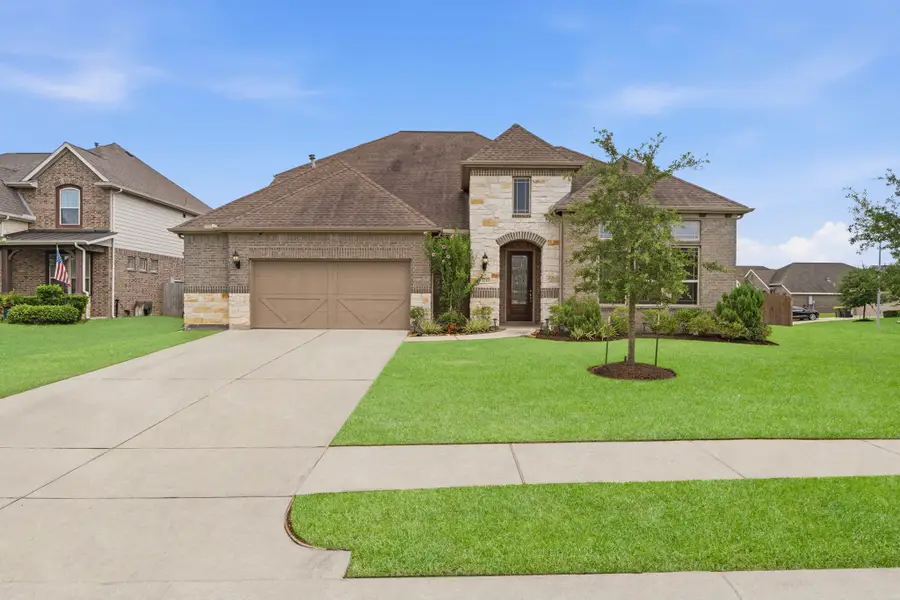 3211 Parker Drive, Pearland, TX 77584 - #2