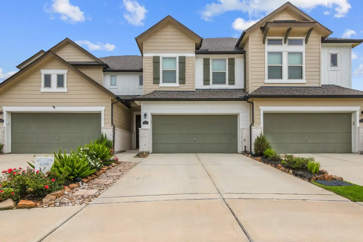 7305 Hinsdale Drive, Pasadena, TX 77505 - #1