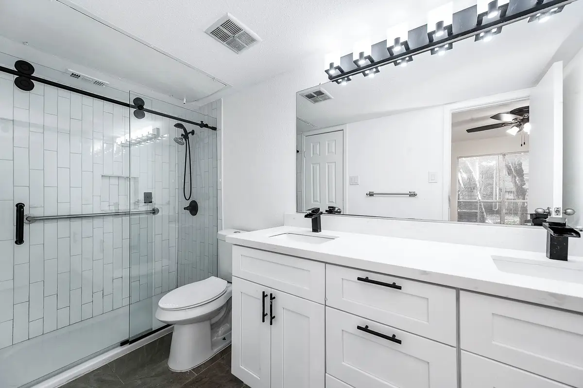 3900 Woodchase Dr Drive #137, Houston, TX 77042 - Image #1