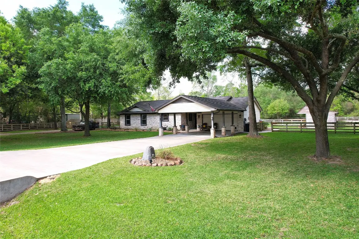 142 Sentinel Oaks, Pinehurst, TX 77362 - #1