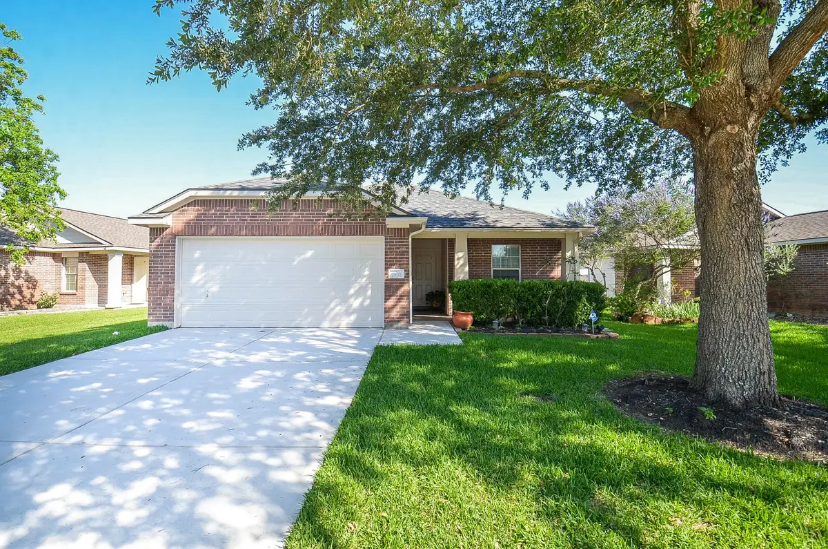 7902 Crescent Village Lane, Richmond, TX 77407 - #1