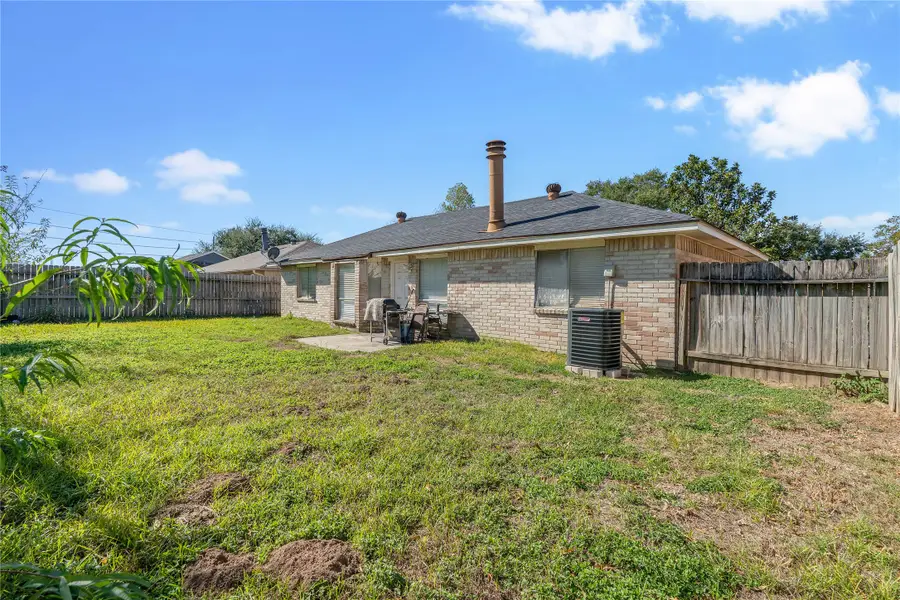 518 Northlawn Drive, Houston, TX 77073 - Image #2