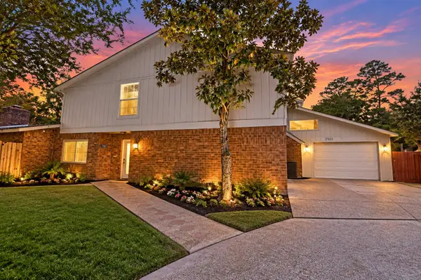 17821 S Cypress Villas Drive, Spring, TX 77379