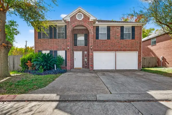 8366 Golf Green Circle, Houston, TX 77036
