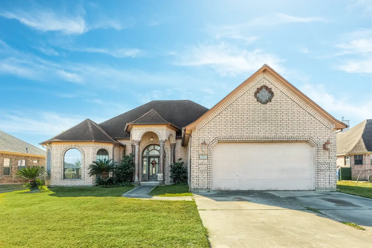 103 Wisteria Street, Richwood, TX 77531 - Image #1