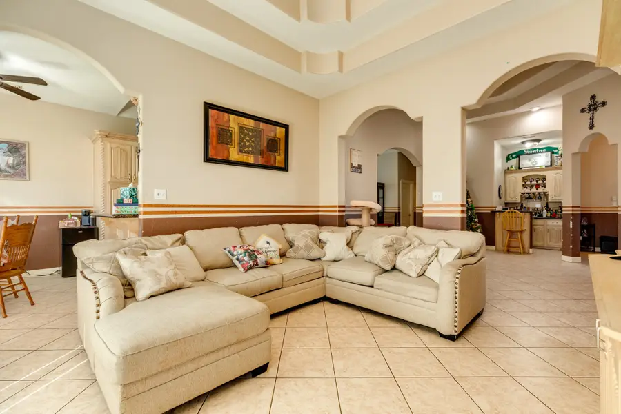 103 Wisteria Street, Richwood, TX 77531 - Image #2