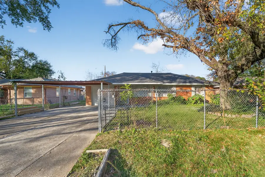 505 E Wellington Street, Houston, TX 77076 - Image #2