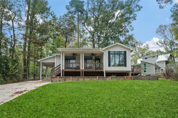 71 White Oak Street, Point Blank, TX 77364