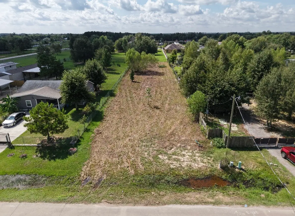 1018 County Road 3556, Cleveland, TX 77327 - #1