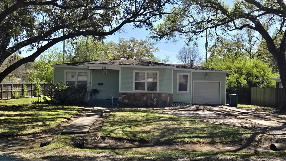 2901 N Houston Drive, La Marque, TX 77568 - #1