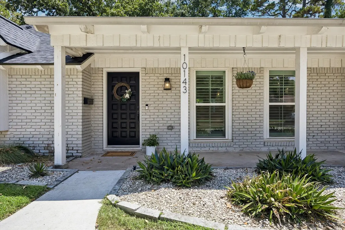 10143 Whiteside Ln, Houston, TX 77043 - #1