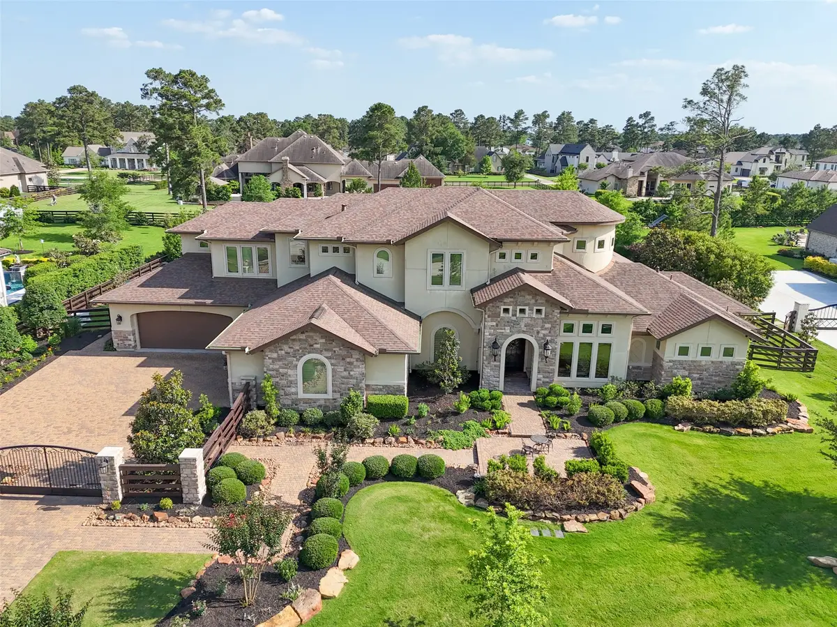 18 Rugged Lark Circle, Tomball, TX 77377 - Image #1