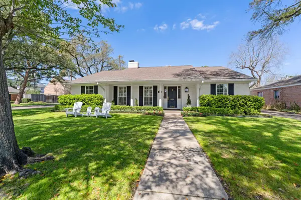 6166 Olympia Drive, Houston, TX 77057