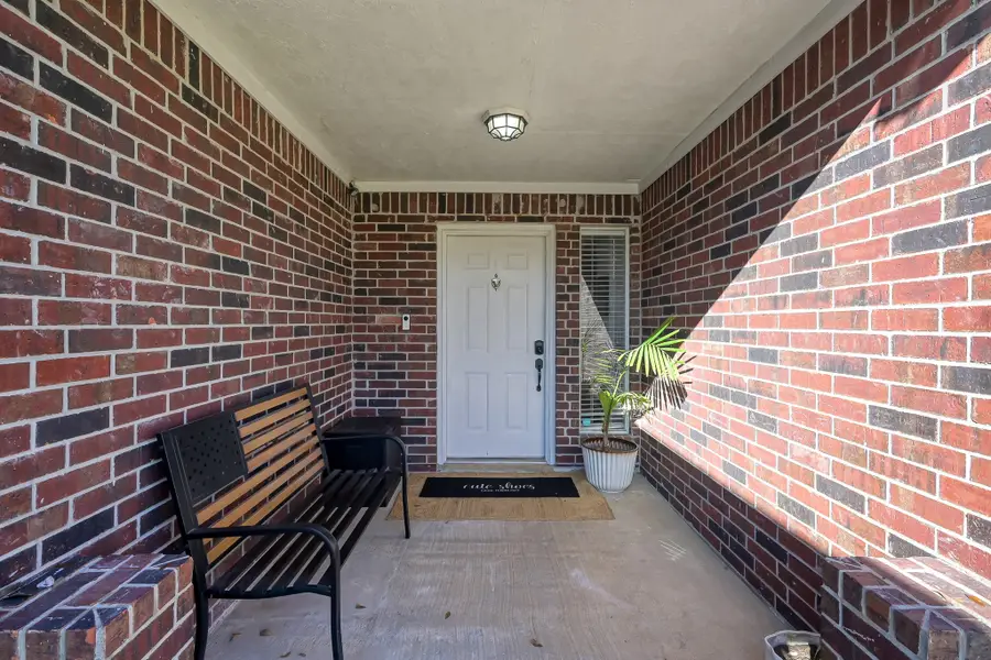 13314 Hilltop Circle, Willis, TX 77318 - Image #3