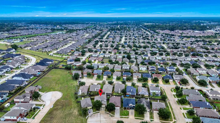 8718 Sandusky Court, Tomball, TX 77375 - Image #2