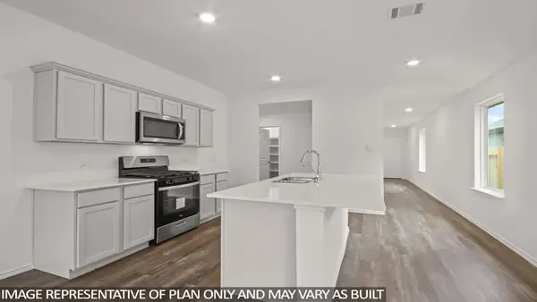 412 Pine Branch Lane, Hockley, TX 77447