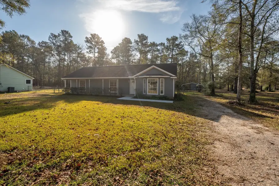 18770 Oakridge Drive, Cleveland, TX 77328 - Image #2