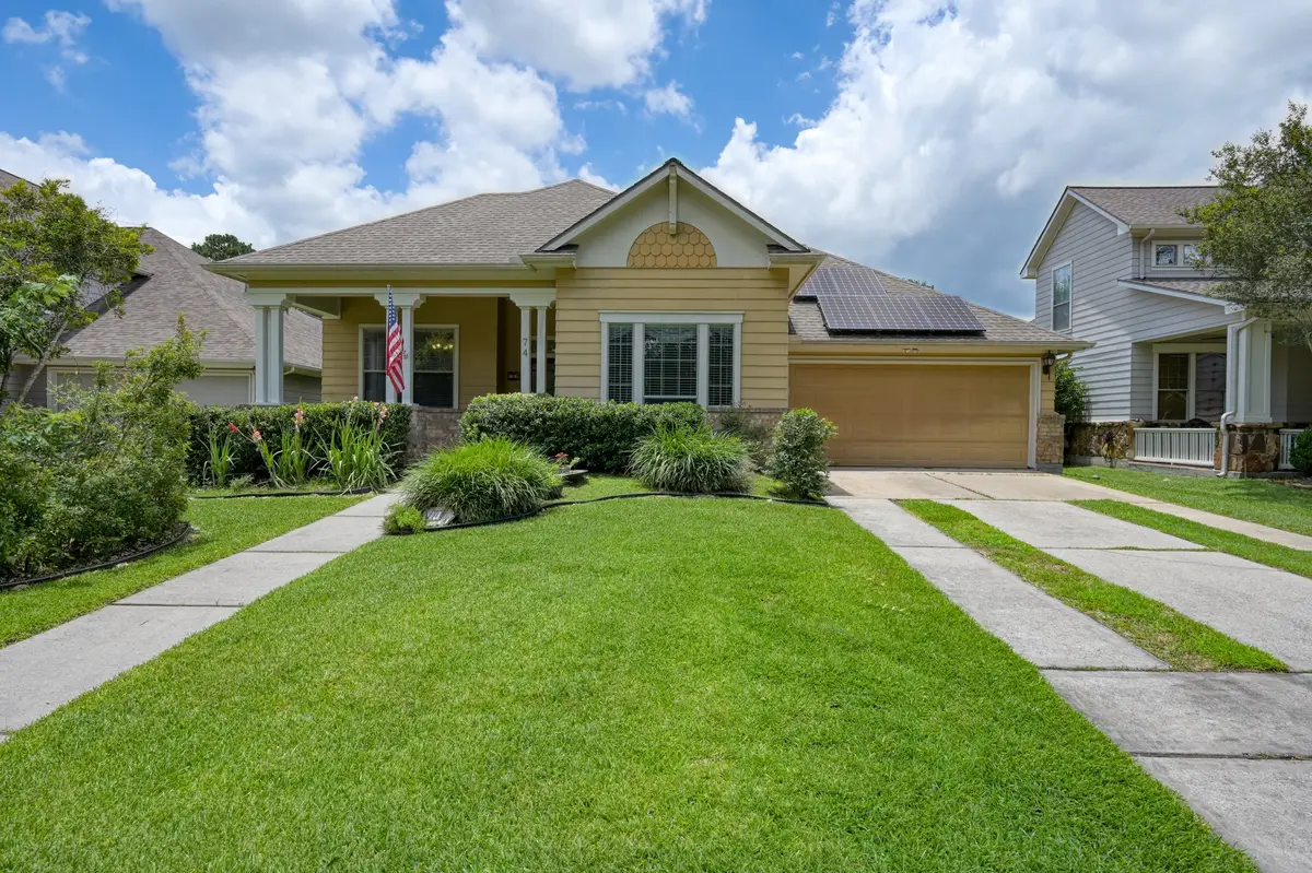 74 W Tapestry Park Circle, The Woodlands, TX 77381 - #1