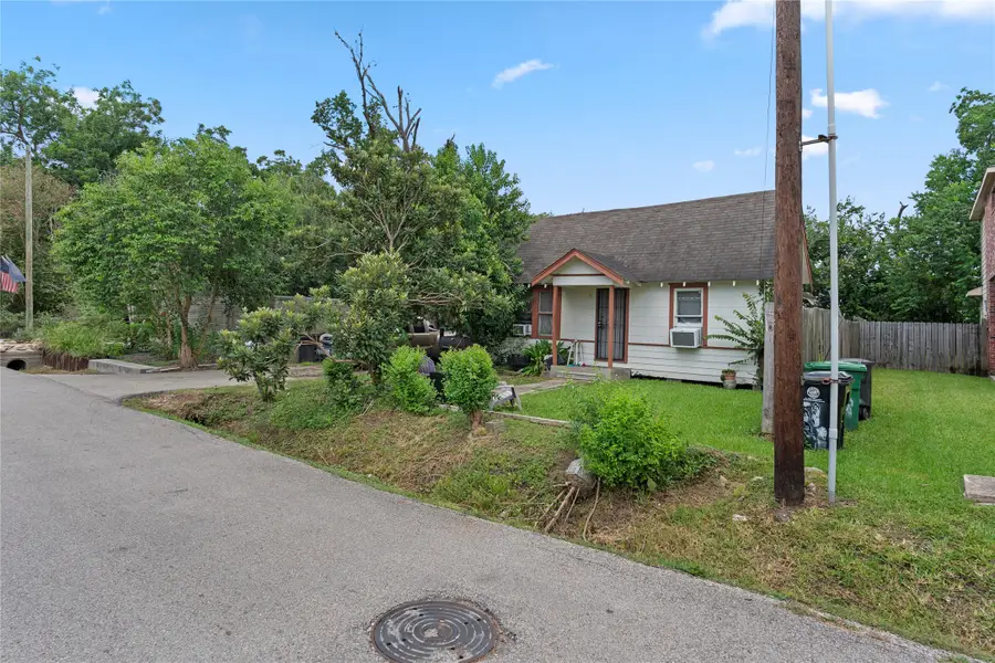 5902 Grace Lane, Houston, TX 77021 - Image #2