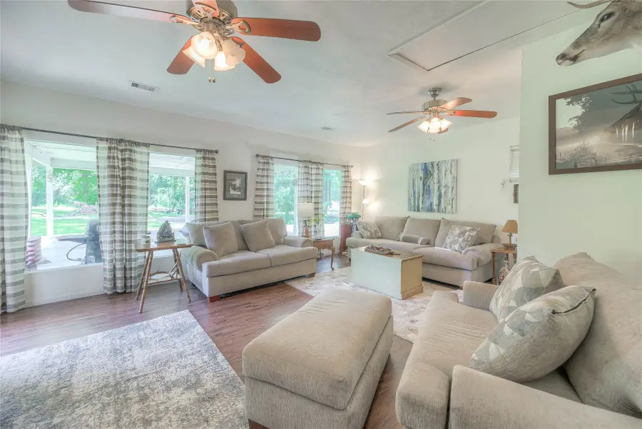 111 Sequoia Drive, Livingston, TX 77351 - #2