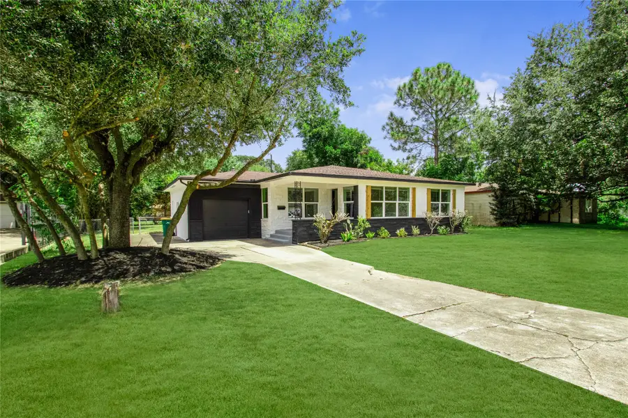 1405 W Crockett Street, La Marque, TX 77568 - #3