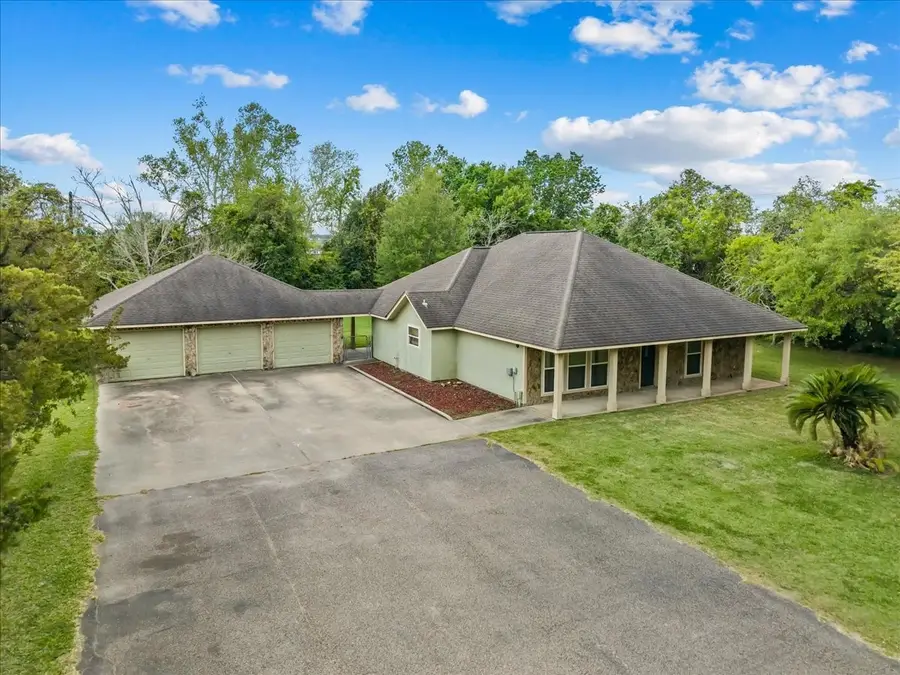 4132 Avenue Q 1/2, Santa Fe, TX 77510 - #2