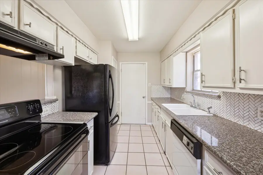 2302 37th Avenue N, Texas City, TX 77590 - Image #3