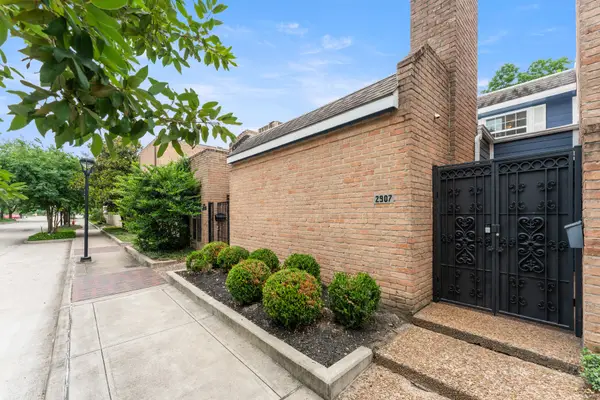 2907 Bissonnet Street, West University Place, TX 77005
