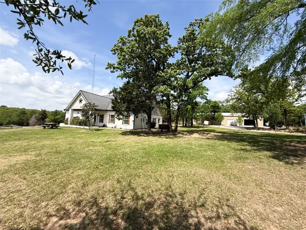 740 Bridget Avenue, Buffalo, TX 75831
