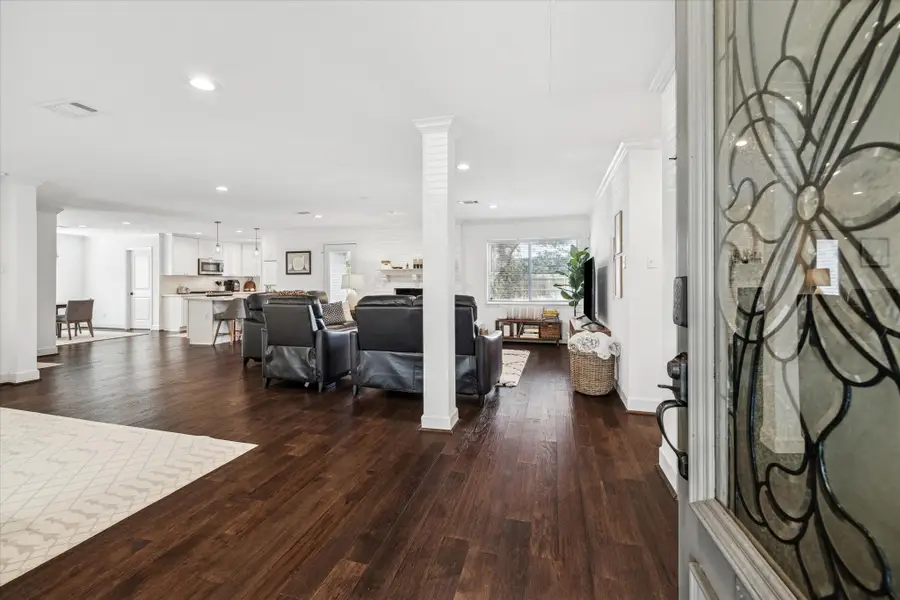 5722 Kuldell Drive, Houston, TX 77096 - Image #2