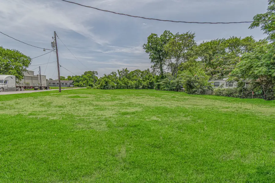 317 Woodson Street, Willis, TX 77378 - #3