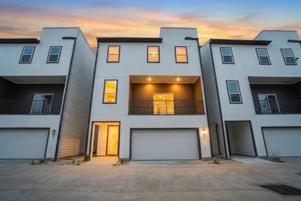 4704 Thornton Views Road, Houston, TX 77018