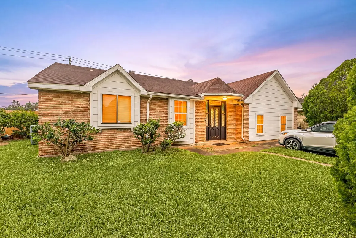 10719 Carvel Lane, Houston, TX 77072 - #1