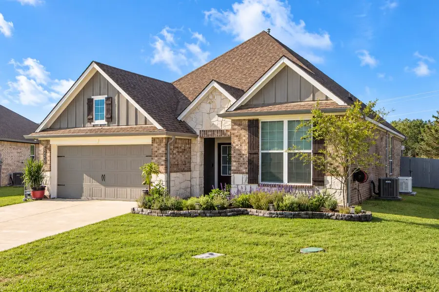2062 Winepress Road, Brenham, TX 77833 - #2