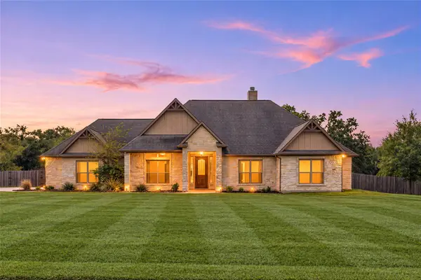 3900 Austins Estates Drive, Bryan, TX 77808