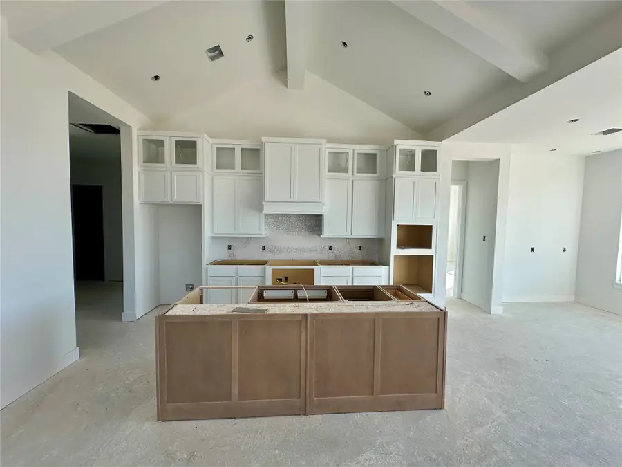 802 Vizsla Court, Montgomery, TX 77316 - Image #2