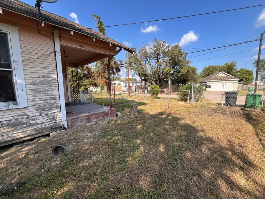 2007 Stevens Street, Houston, TX 77026 - Image #3