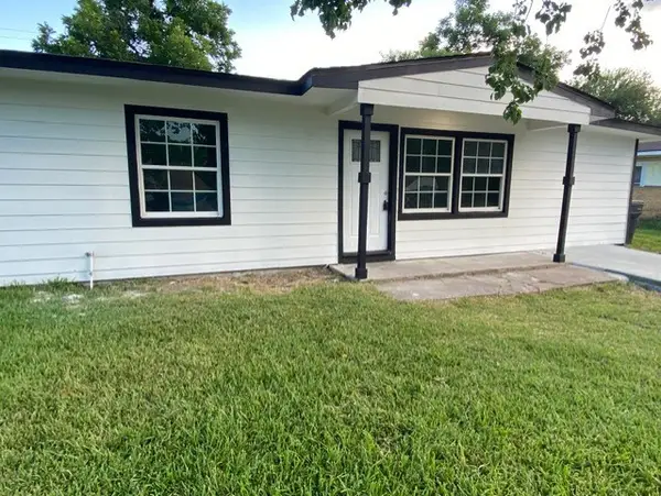 5258 Burma Road, Houston, TX 77033
