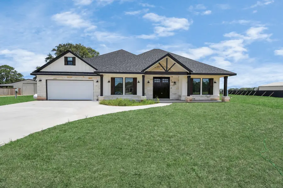 643 Lone Star Trail, Angleton, TX 77515 - #2