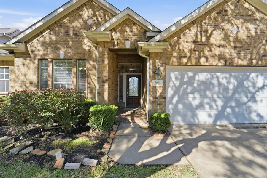 7014 Kendall Lake Ct, Richmond, TX 77407 - Image #2