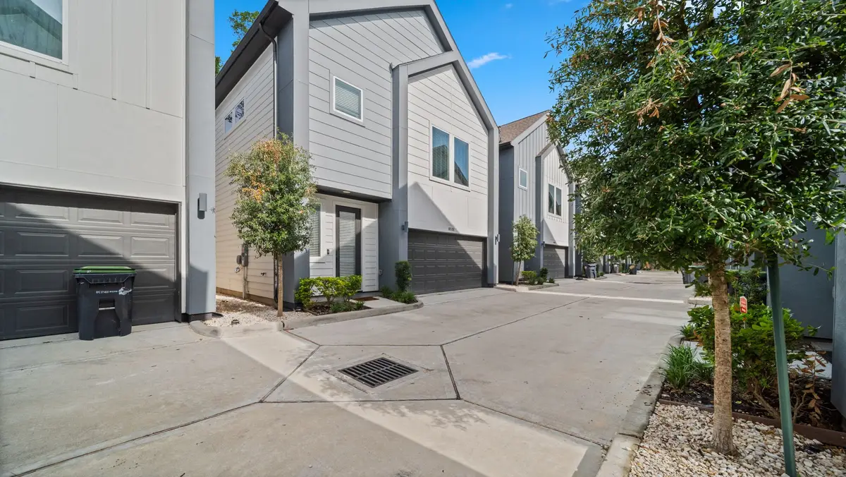 850 Elkhart Street #D/E, Houston, TX 77091 - #1