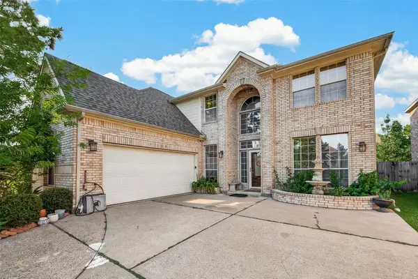 922 Allisa Street, Stafford, TX 77477