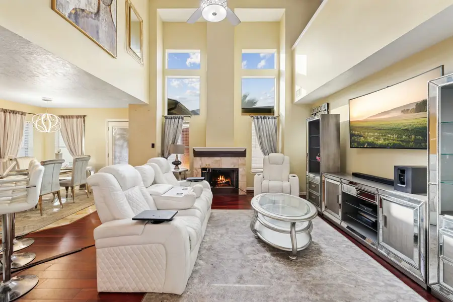 12711 Laurel Bank Way, Houston, TX 77014 - Image #2