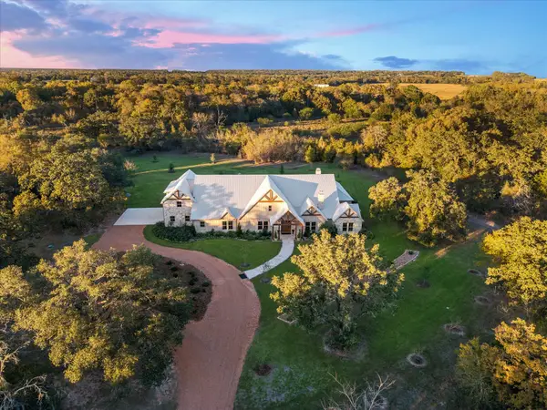 2130 Hartfield Road, Round Top, TX 78954