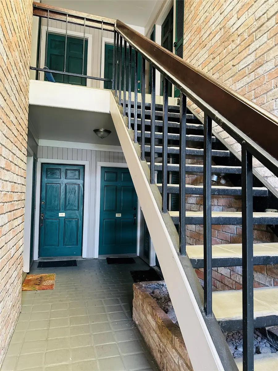 2224 S Piney Point Road #114, Houston, TX 77063 - Image #2