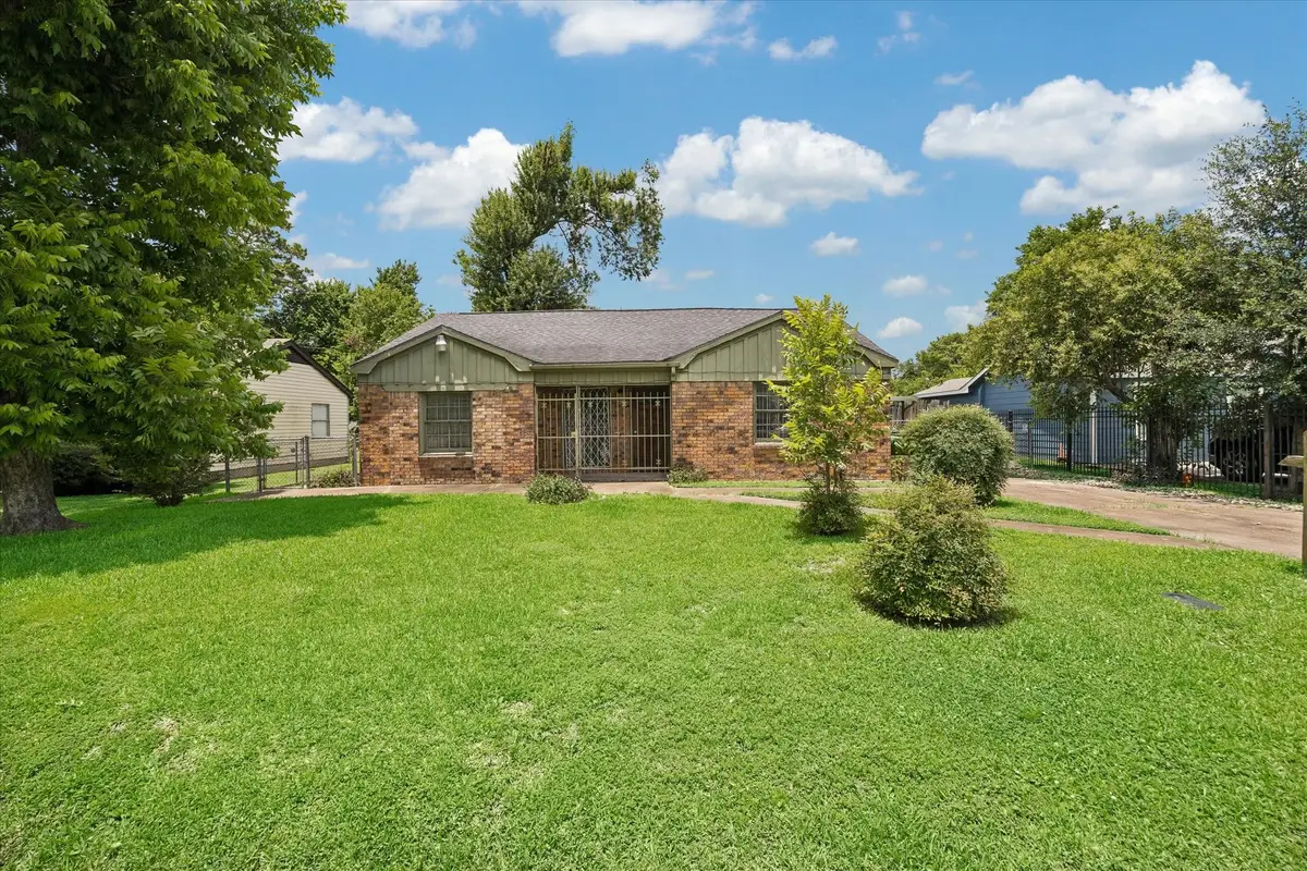 5711 Pardee Street, Houston, TX 77026 - #1