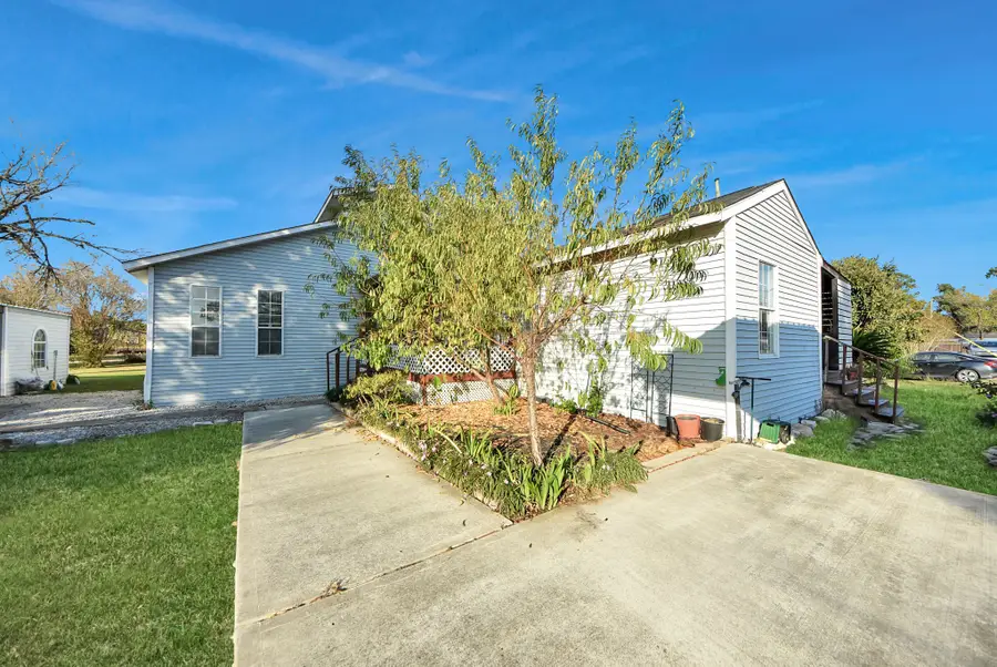 13915 Archwood Street, Houston, TX 77049 - Image #2