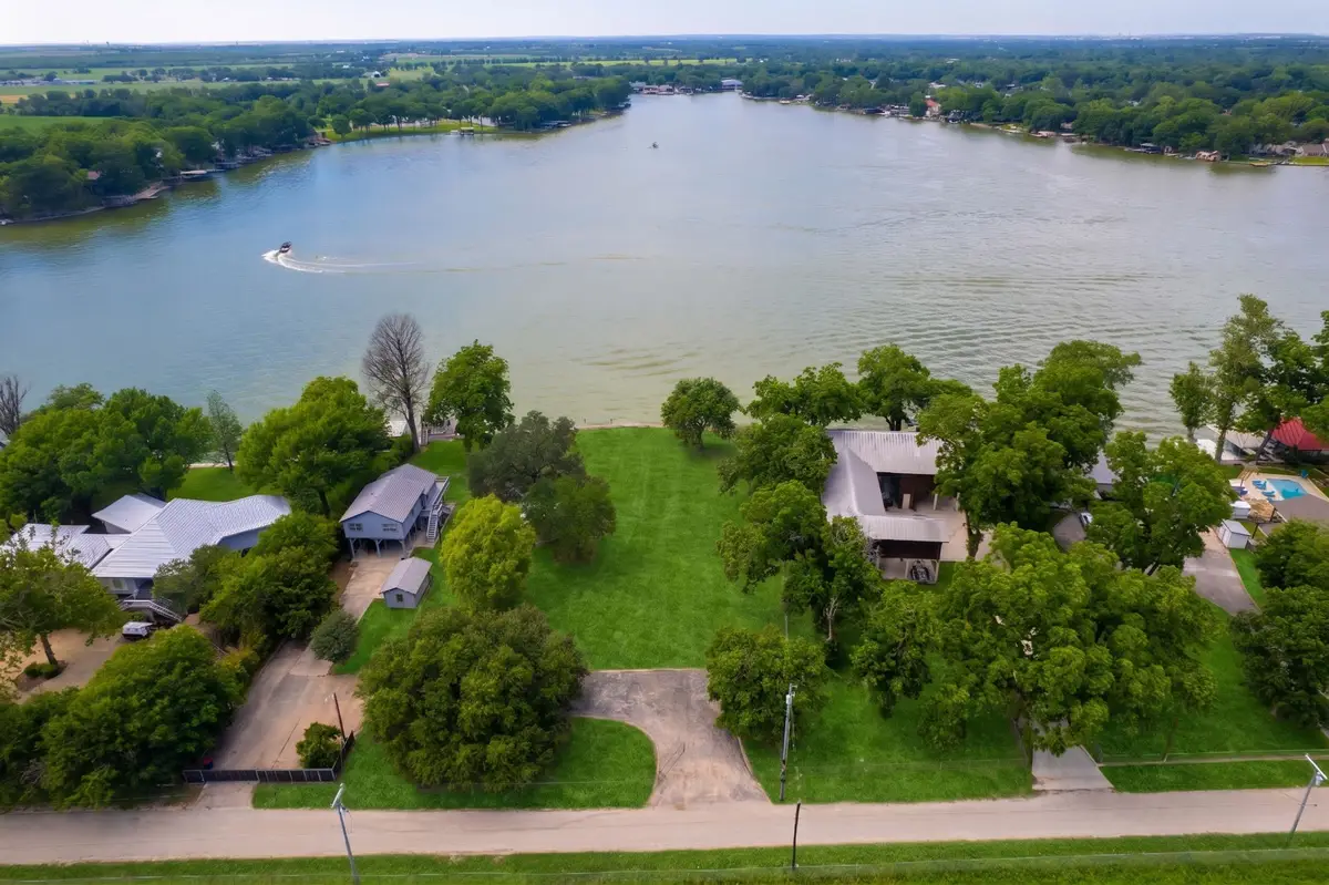 148 Isle Of View Drive, Mc Queeney, TX 78123 - #1