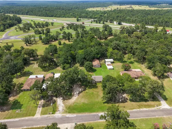 21 Wood Lodge Drive, Huntsville, TX 77320