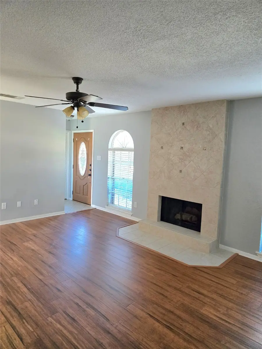 1532 Silverpines Road #532, Houston, TX 77062 - Image #2